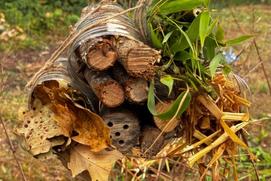 how to make an insect hotel - Finished insect hotel made from recycled plastic bottles at La Ferme du Bourdicou